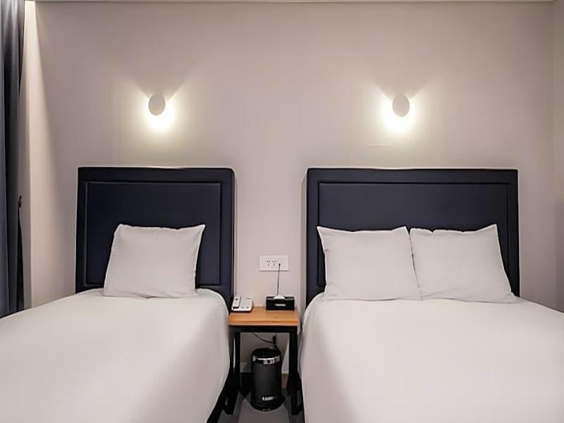 Seopjikoji Sunrise hotel image