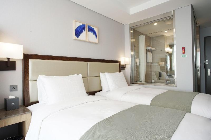 Stanford Inn Busan image