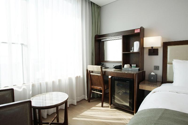 Stanford Inn Busan image