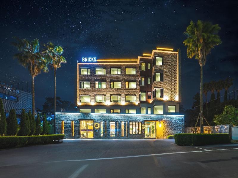 Jeju Bricks Hotel