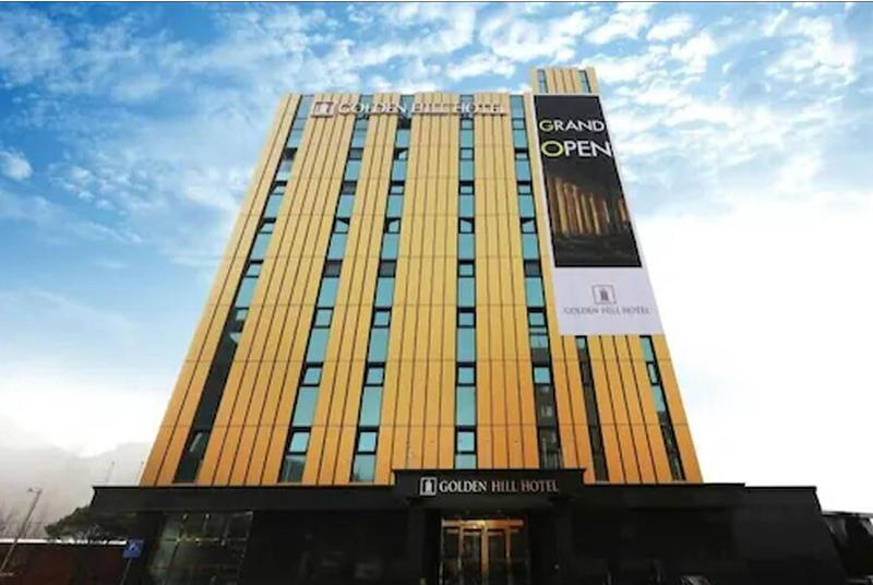 Hotel Golden Hill image