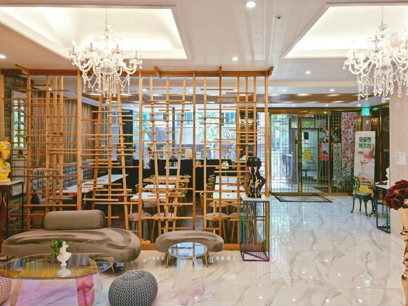 Centralpark Hotel Busan image