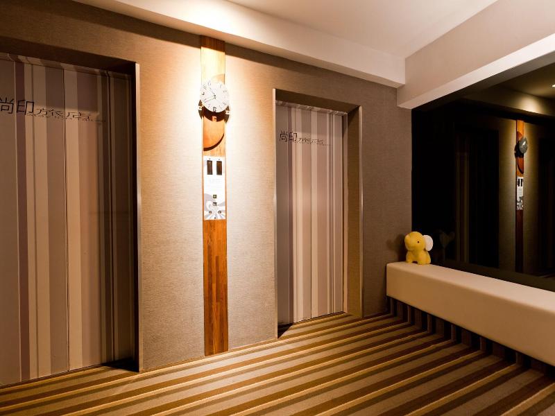 Stay Inn image