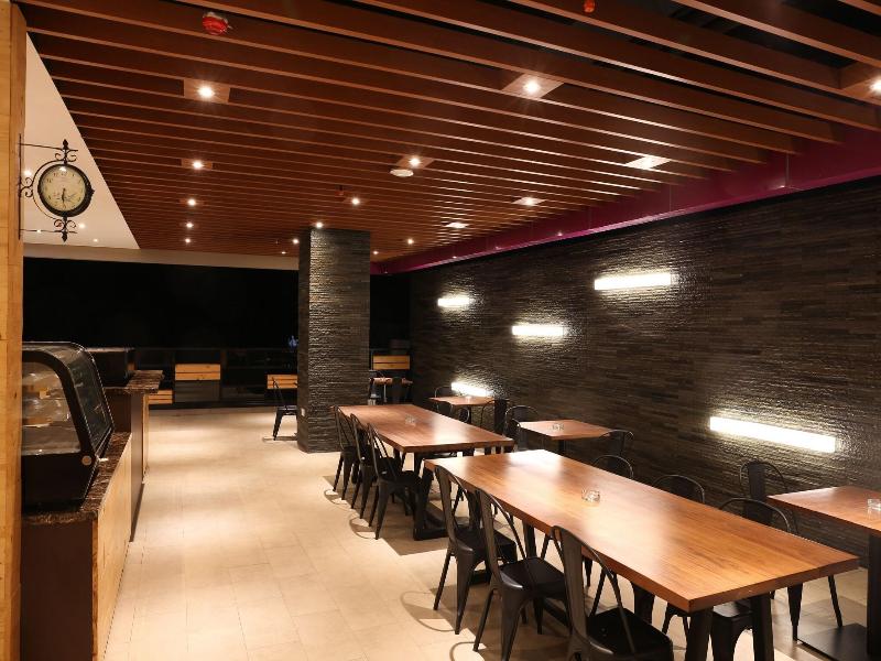 Grand Citihub Hotel @Kajoetangan image