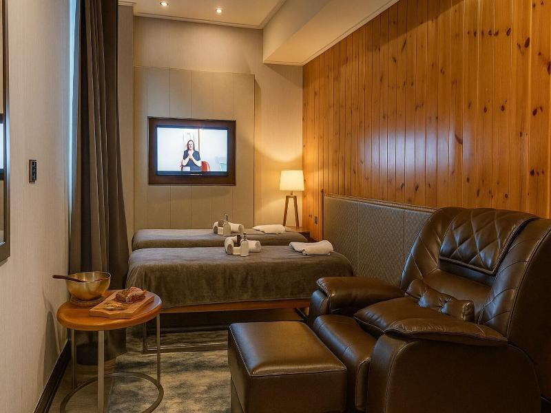 Le Charme Suites Subic image