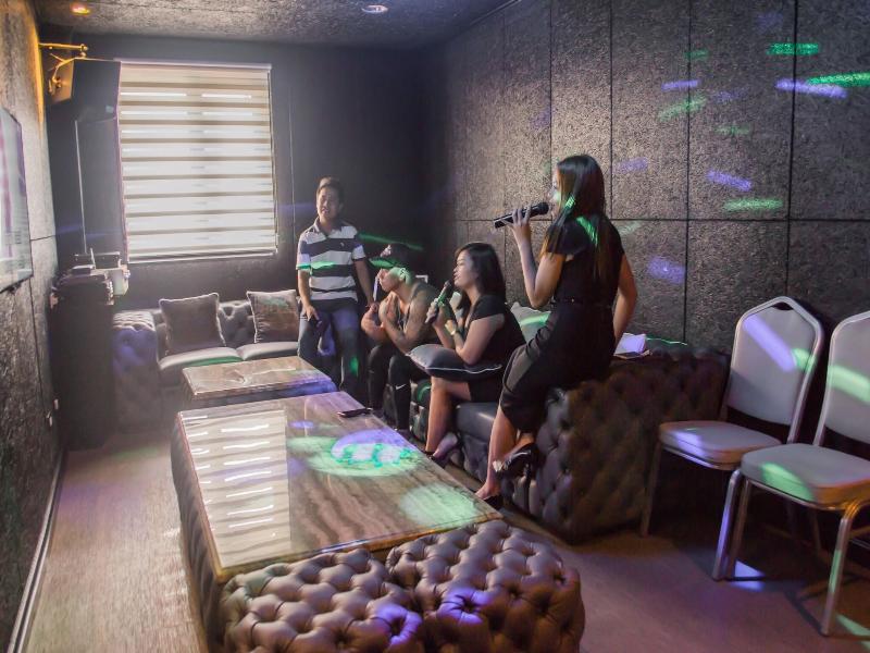 Le Charme Suites Subic image