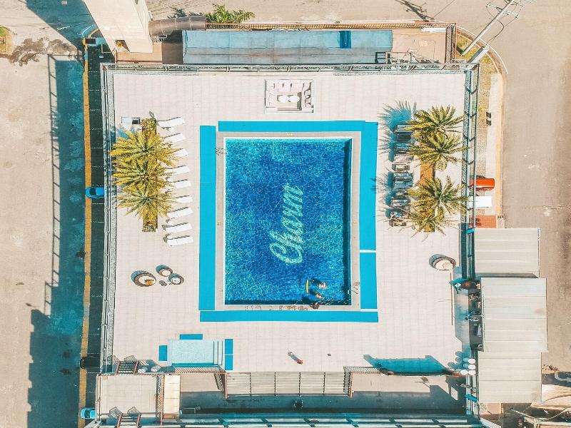 Le Charme Suites Subic image