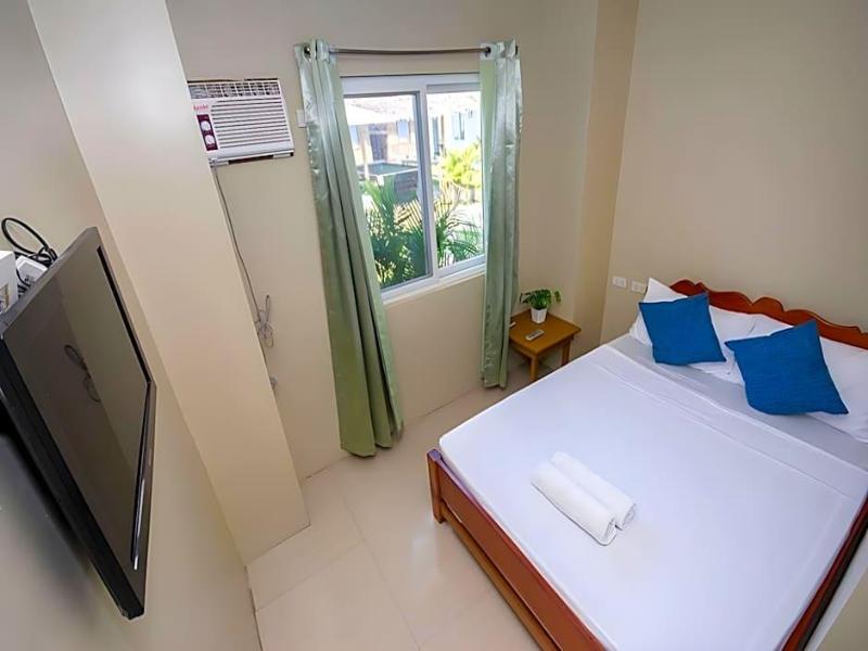 Boracay Backpackers image