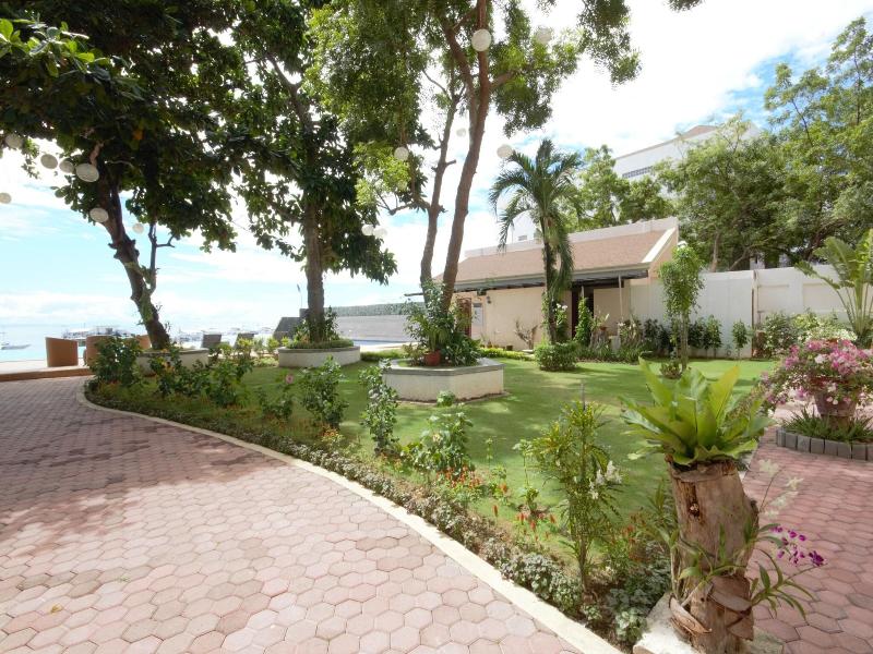 Nordtropic Resort And Residences image