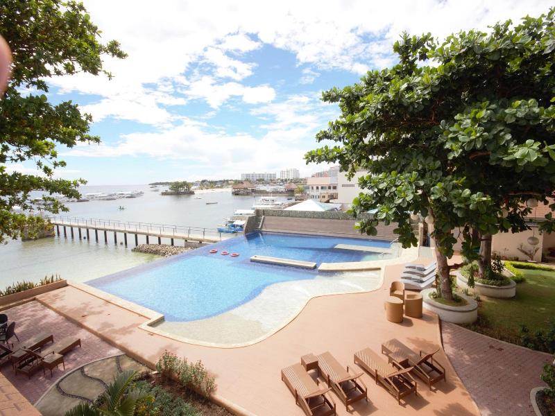 Nordtropic Resort And Residences image