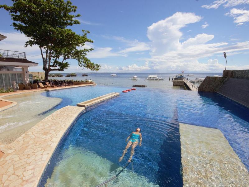 Nordtropic Resort And Residences image