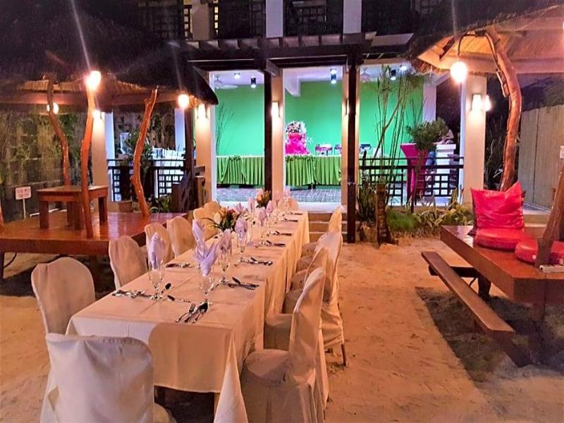 Residencia Boracay Hotel image