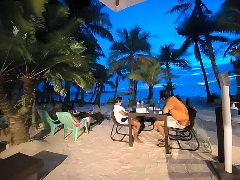 Residencia Boracay Hotel image