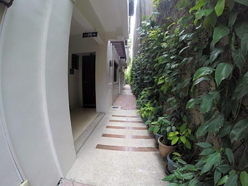 Residencia Boracay Hotel image