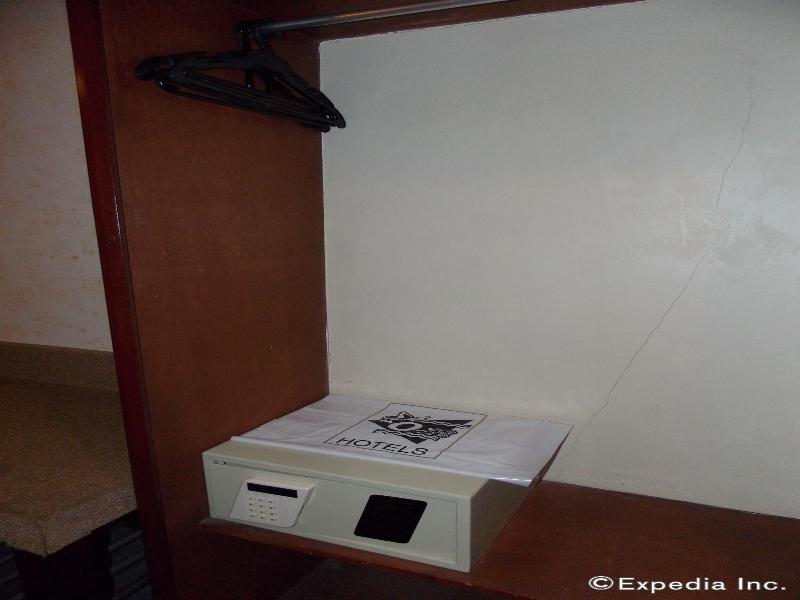 MO2 Westown Hotel Mandalagan image