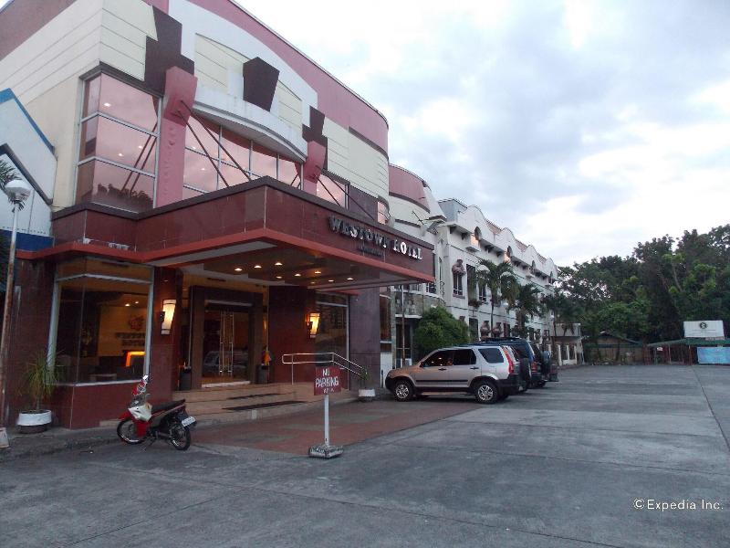 MO2 Westown Hotel Mandalagan image