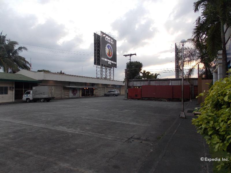 MO2 Westown Hotel Mandalagan image