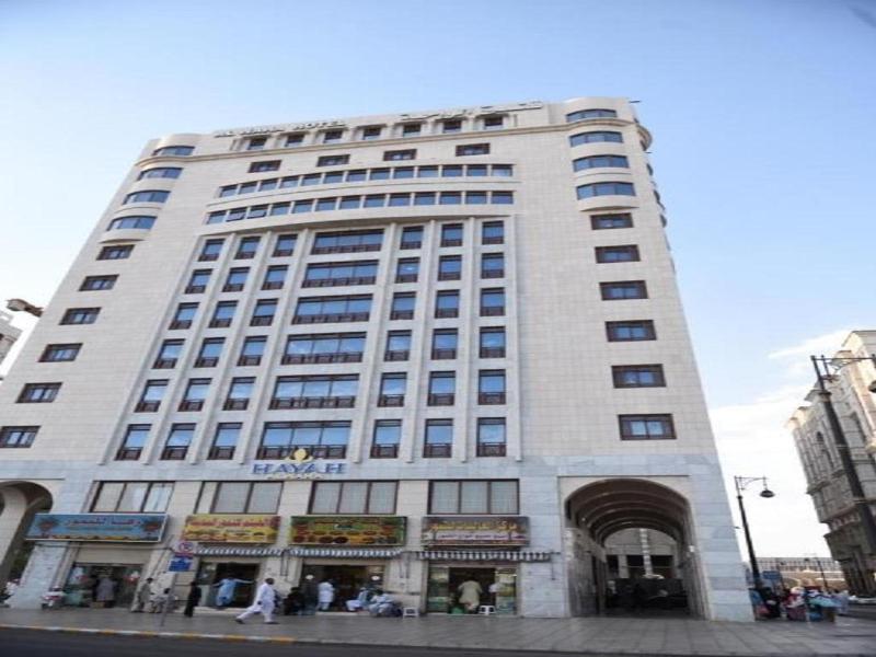 Al Waha Hotel — exterior view