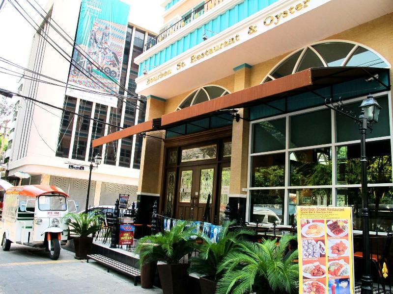 Bourbon St Boutique image