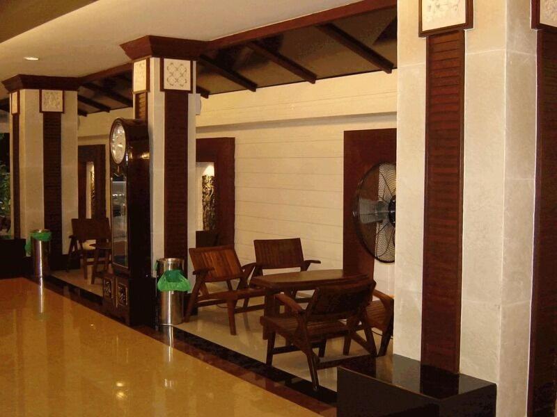 Rambuttri House image