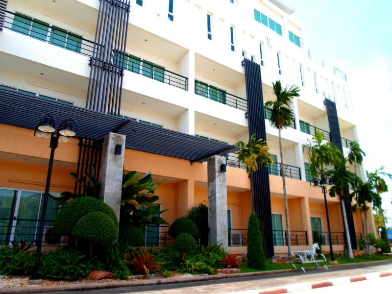 The O Valley Hotel image