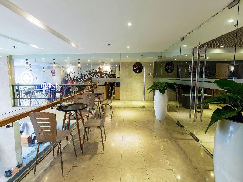 Avanti Hotel image