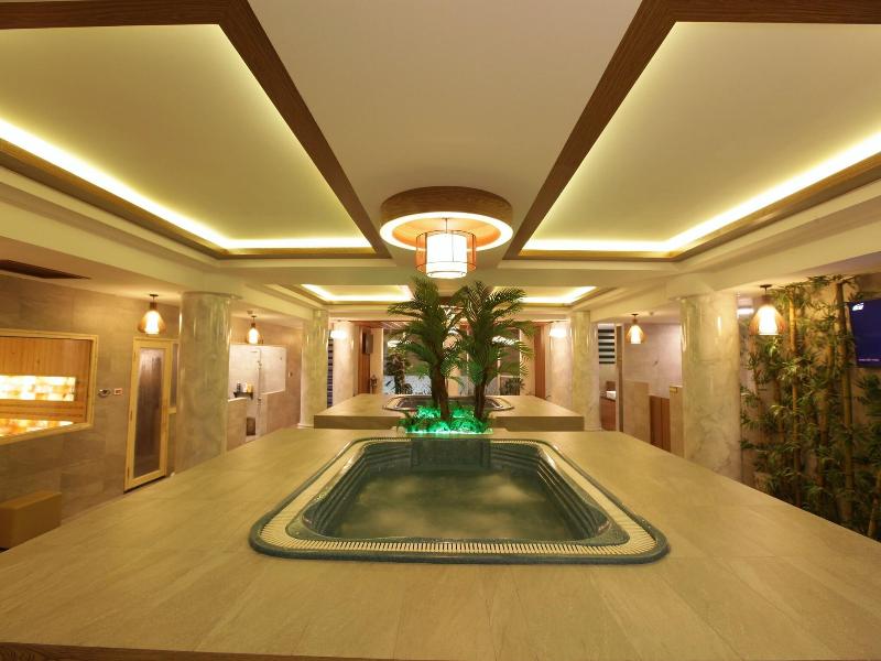 Minh Tam Hotel & Spa 3/2 image