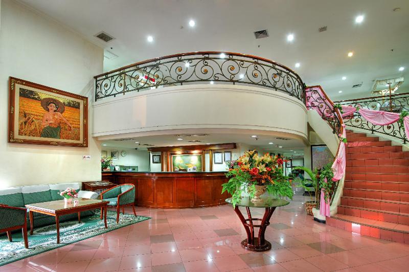 Hotel Arwana image
