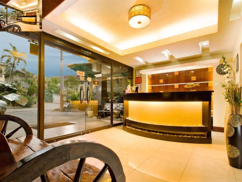 Vest Grand Suites image