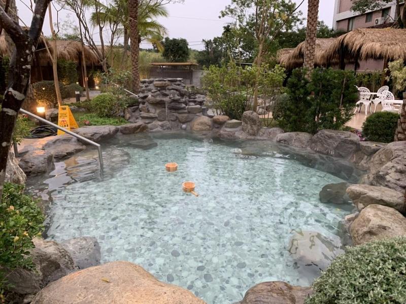 YAWAN HOTEL image