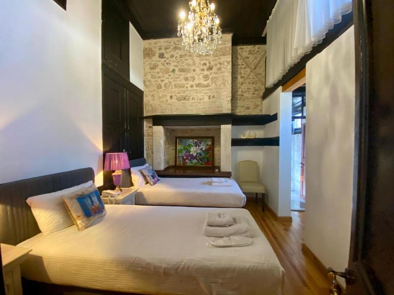 Cedrus Hotel image