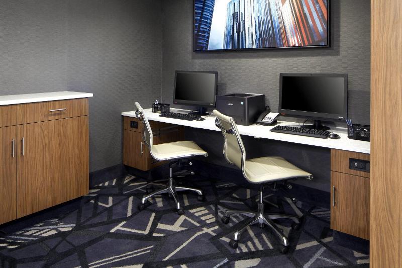 Towneplace Suites Columbus Easton Area image
