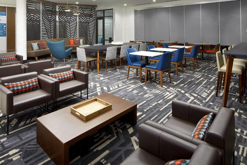 Towneplace Suites Columbus Easton Area image