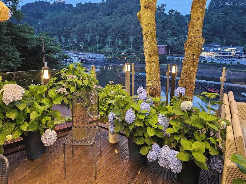 Cheonjiyeon Crystal Hotel — photo 12