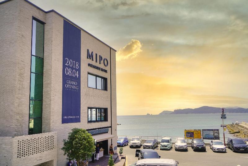 Mipo Oceanside Hotel image