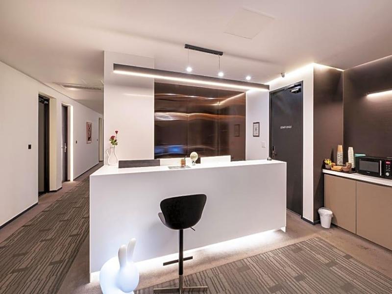 Mipo Oceanside Hotel image