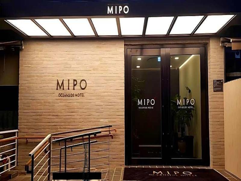 Mipo Oceanside Hotel image