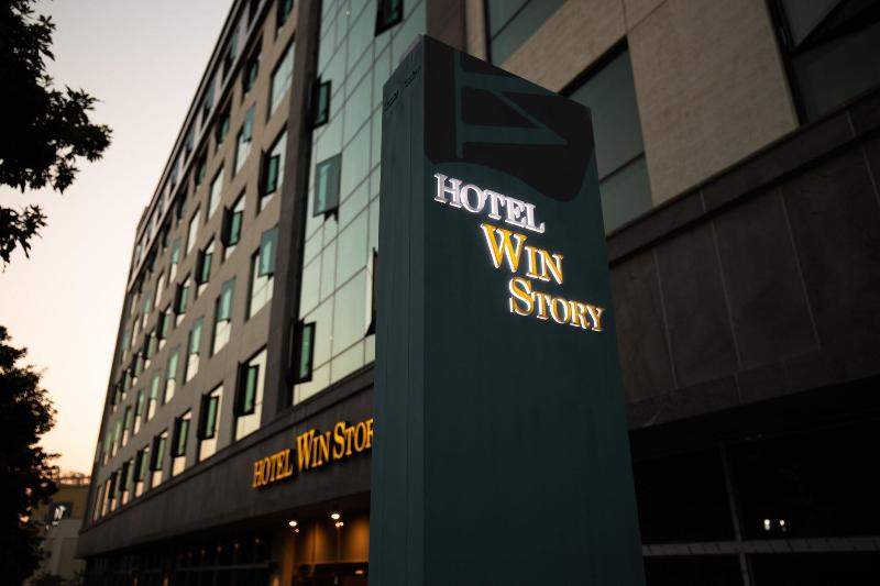 Hotel Win Story image