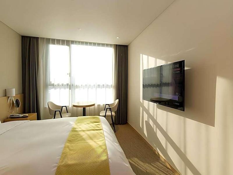 Hotel Win Story image