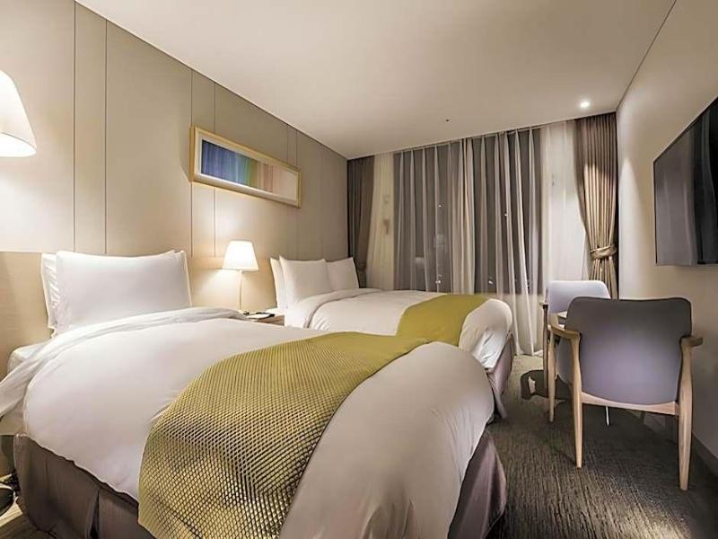 Hotel Win Story image