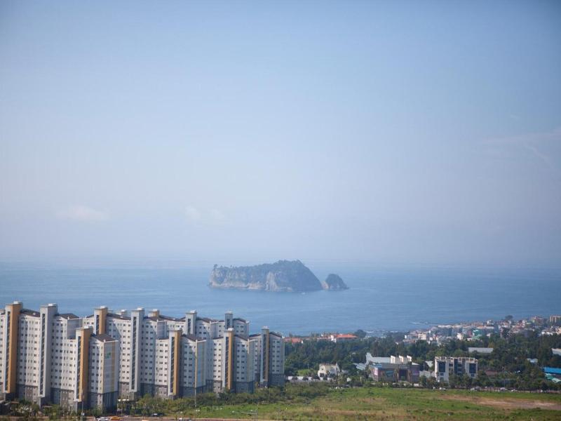 GreenTree Inn Jeju Seogwipo Express Hotel
