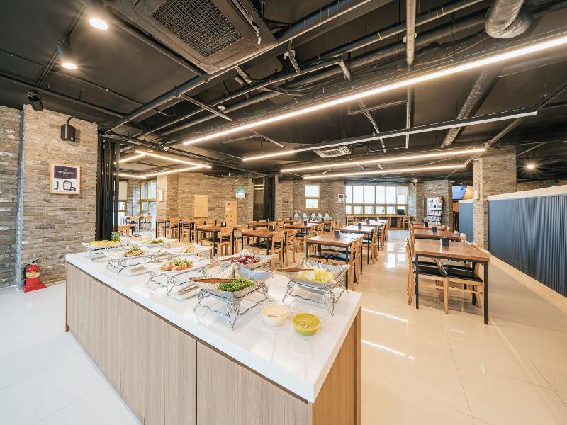 Kenny Story Inn Seogwipo