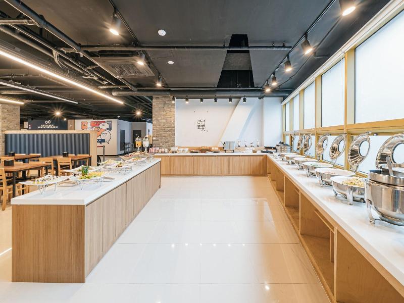 Kenny Story Inn Seogwipo