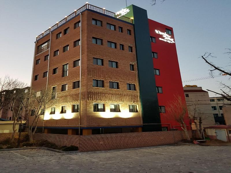 Midtown Hostel Daegu image