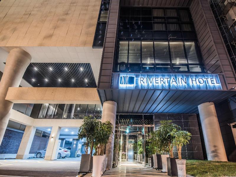 Rivertain Hotel image