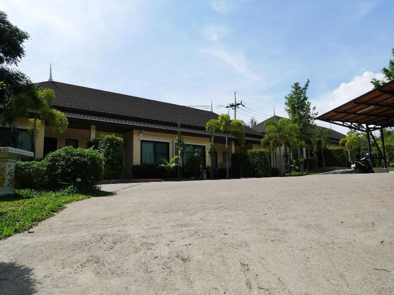 The sea aonang pool villa image