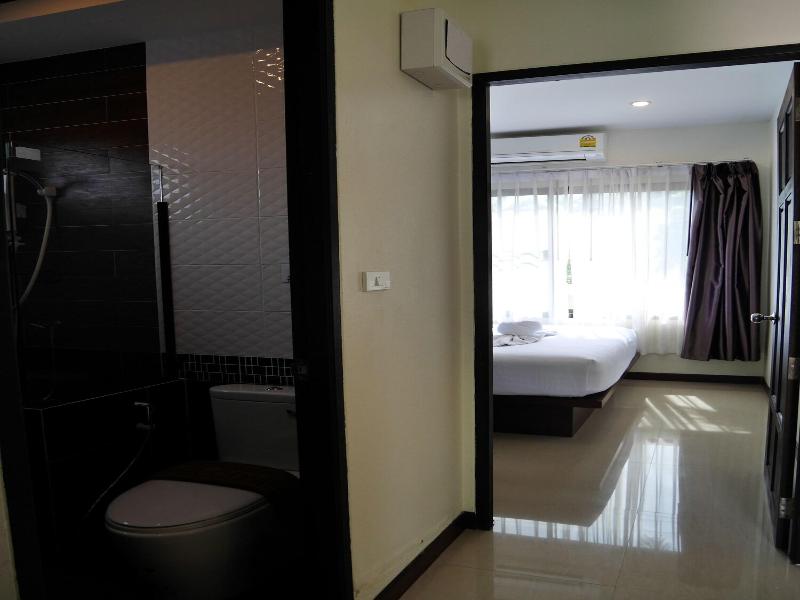 The sea aonang pool villa image