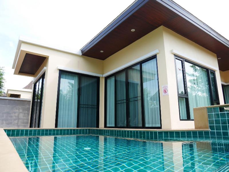 The sea aonang pool villa image