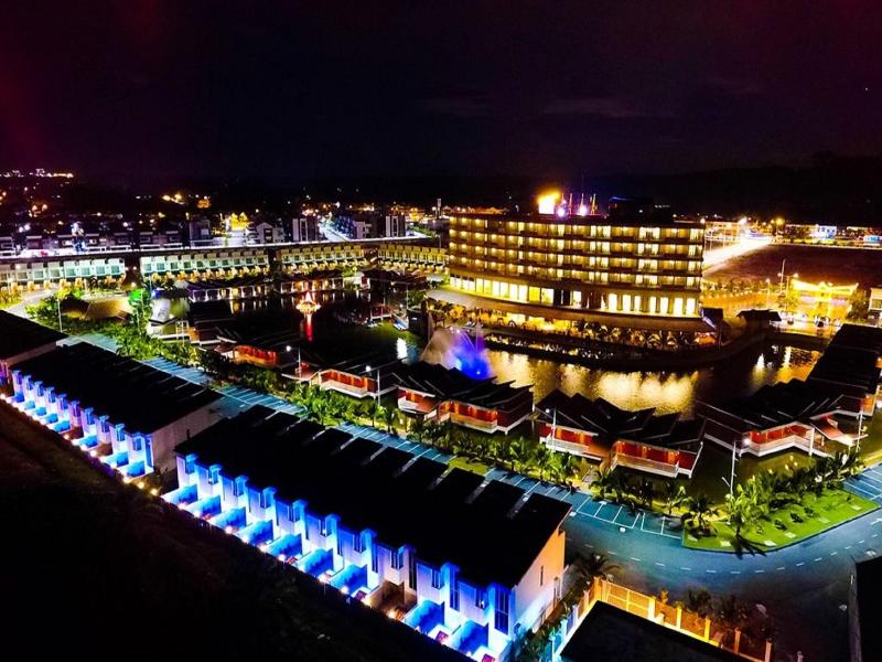 Tasik Villa International Resort image