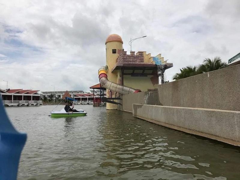 Tasik Villa International Resort image